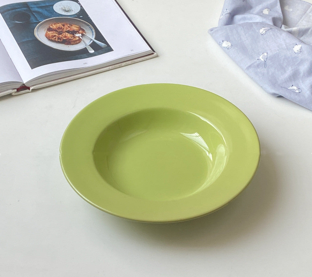 Assiette à dessert et assiette à dîner