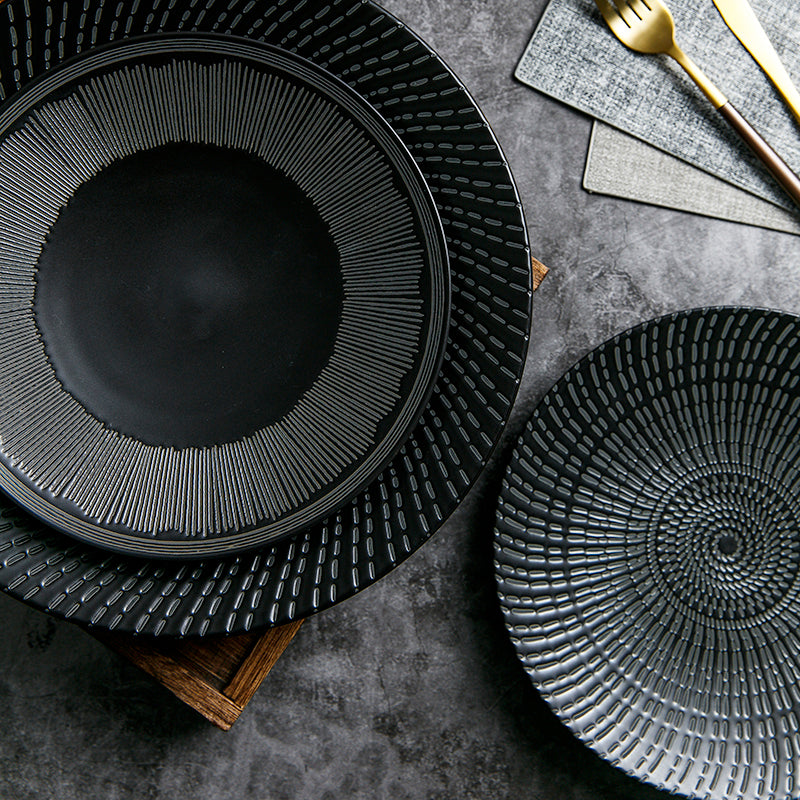 European Onyx Ceramic Plate, Black