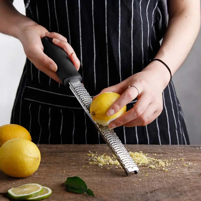 Zesteur en acier inoxydable de 12 pouces