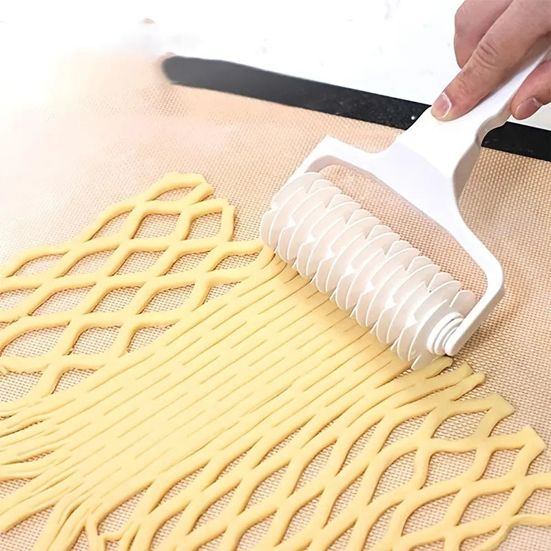 Coupe-pâte en plastique